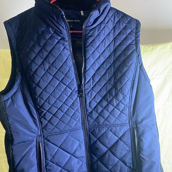 Andrew Marc women’s Vest - Picture 3 of 7